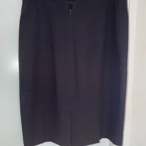 Gianni black pencil skirt